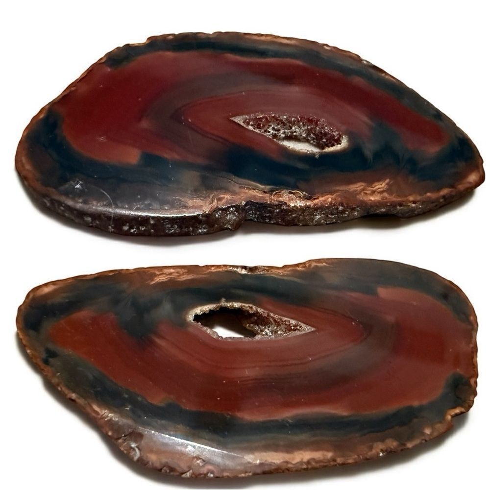 Polished Agate Slice – Natural Crystal Geode with Red & Black Bands - Picture 5 of 17